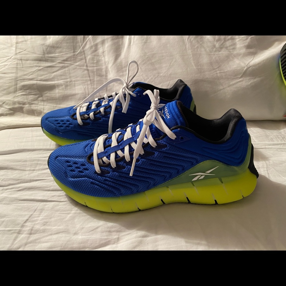 Reebok Sneakers new